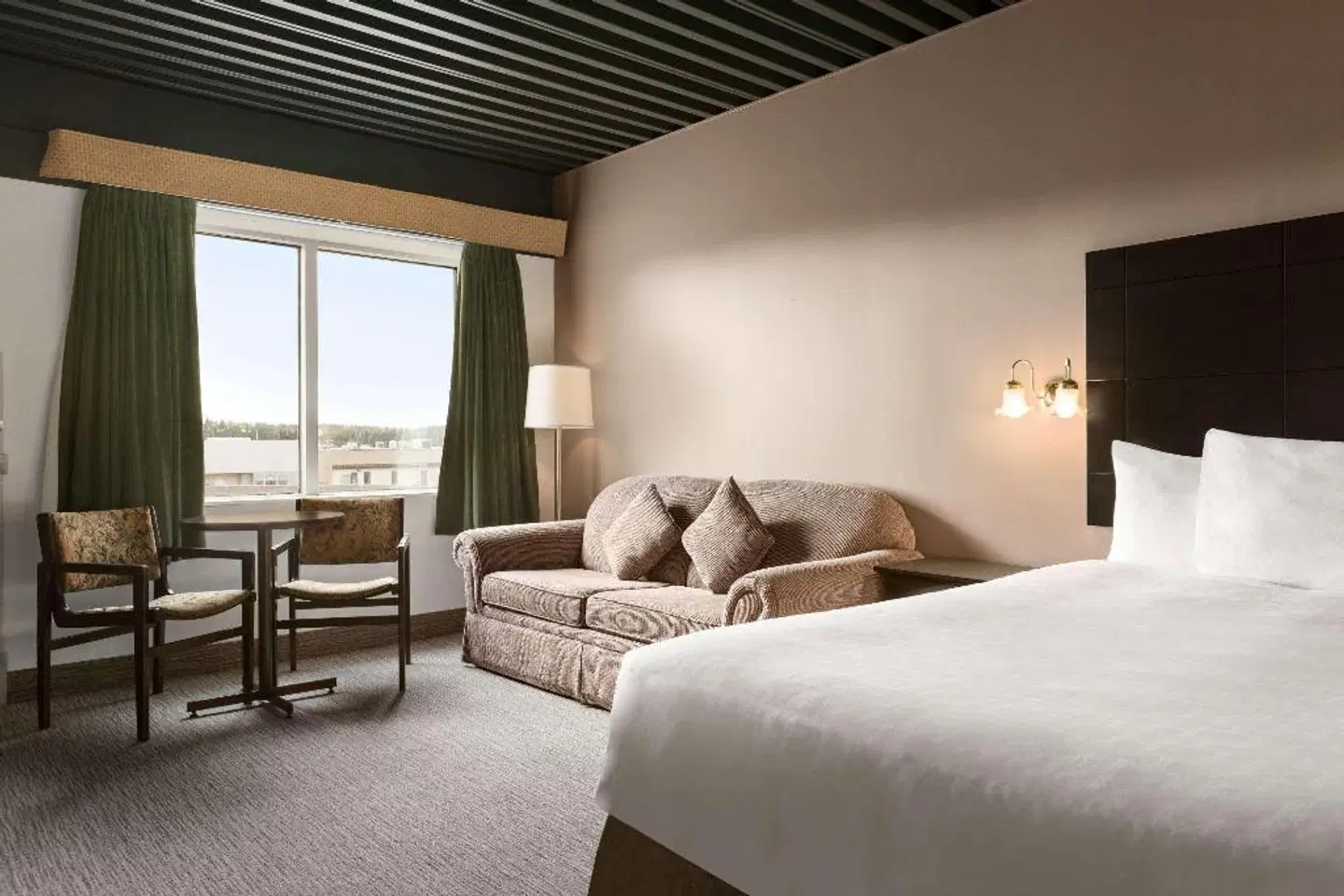 Travelodge by Wyndham Baie-Comeau ROOM_EXAMPLE