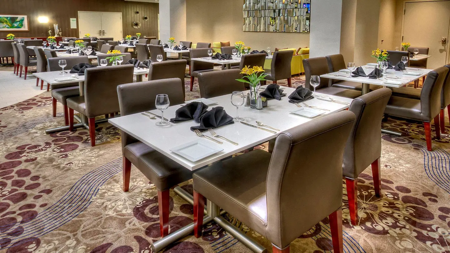 Holiday Inn & Suites Tupelo North by IHG Restaurant