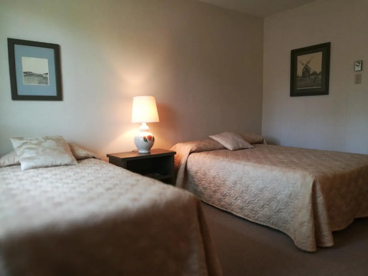 Auberge La Coudriere (Cool Hotel) ROOM_EXAMPLE