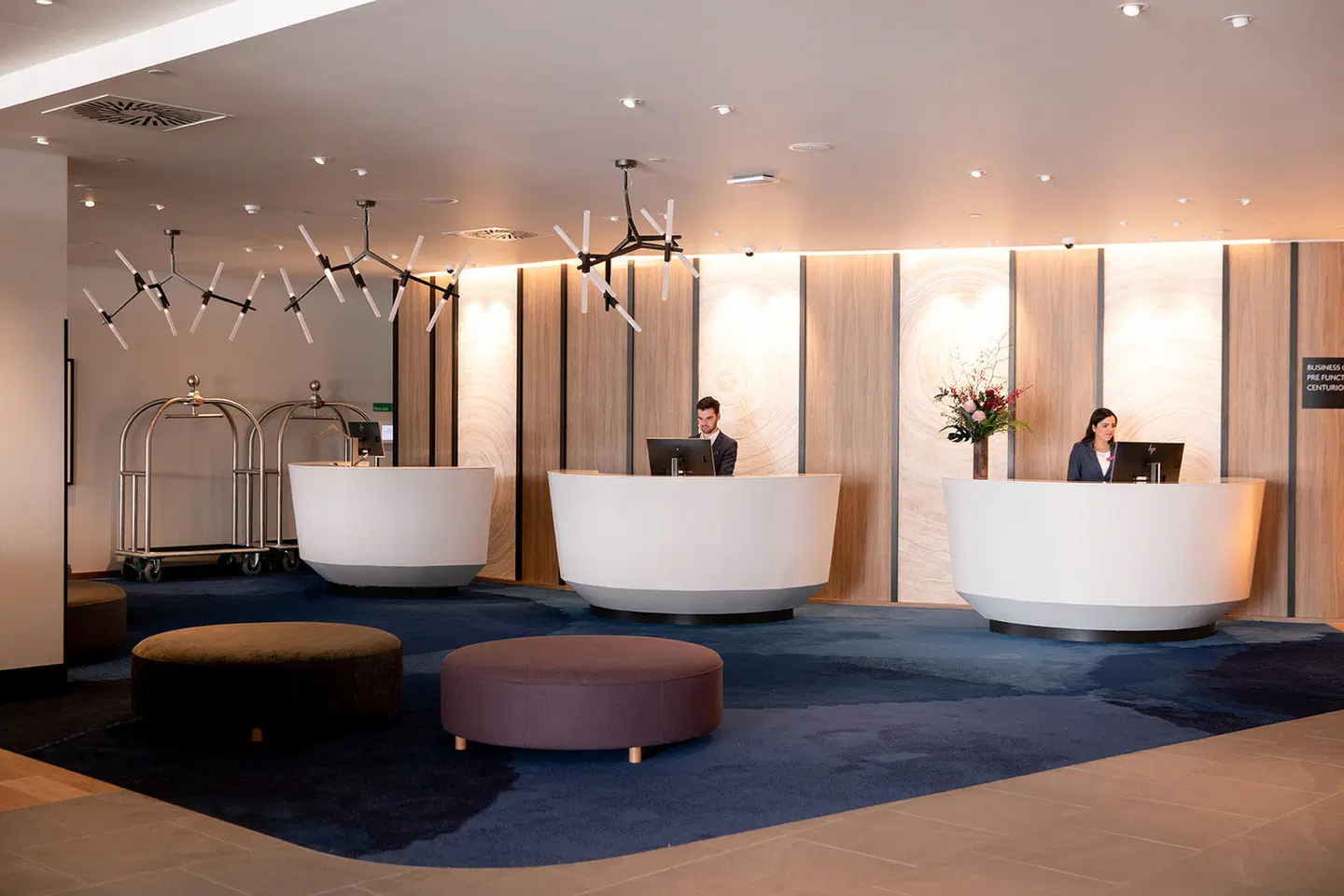 Crowne Plaza Hobart by IHG LOUNGE_LOBBY