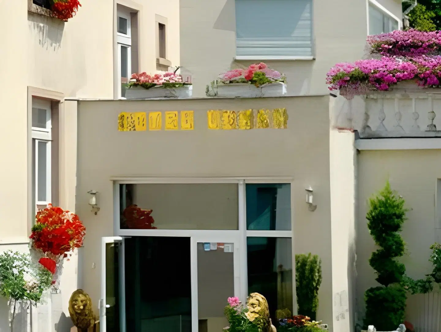 Hotel Löwen EXTERIOR