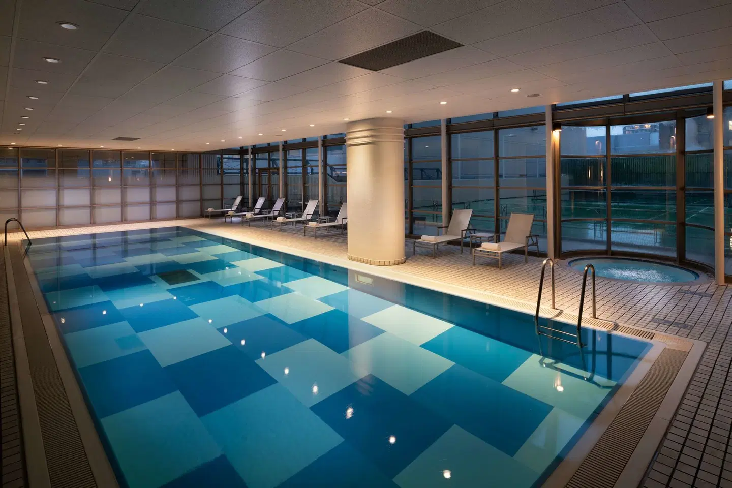 Hilton Nagoya Hallenbad