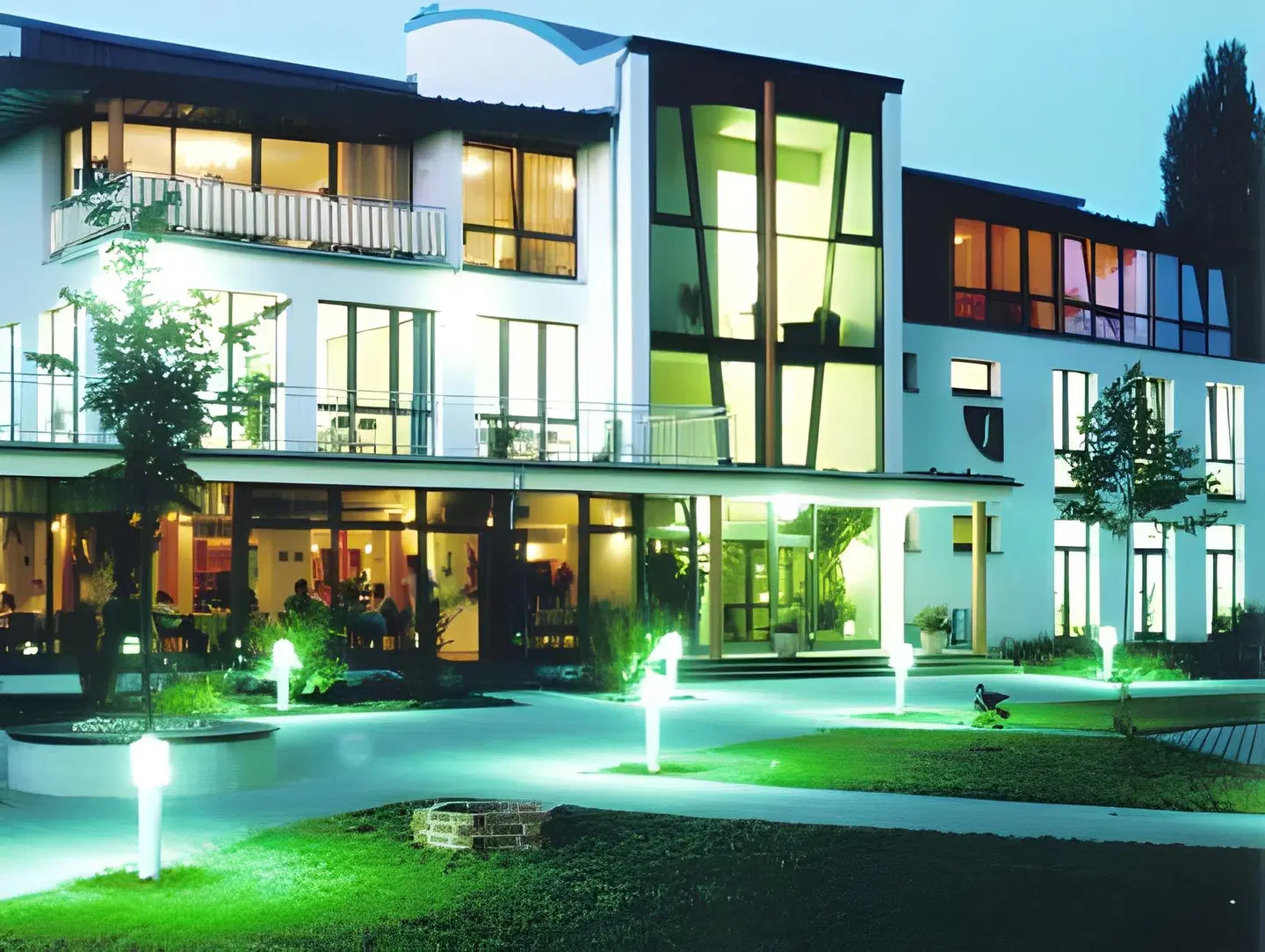 Spreebogen EXTERIOR
