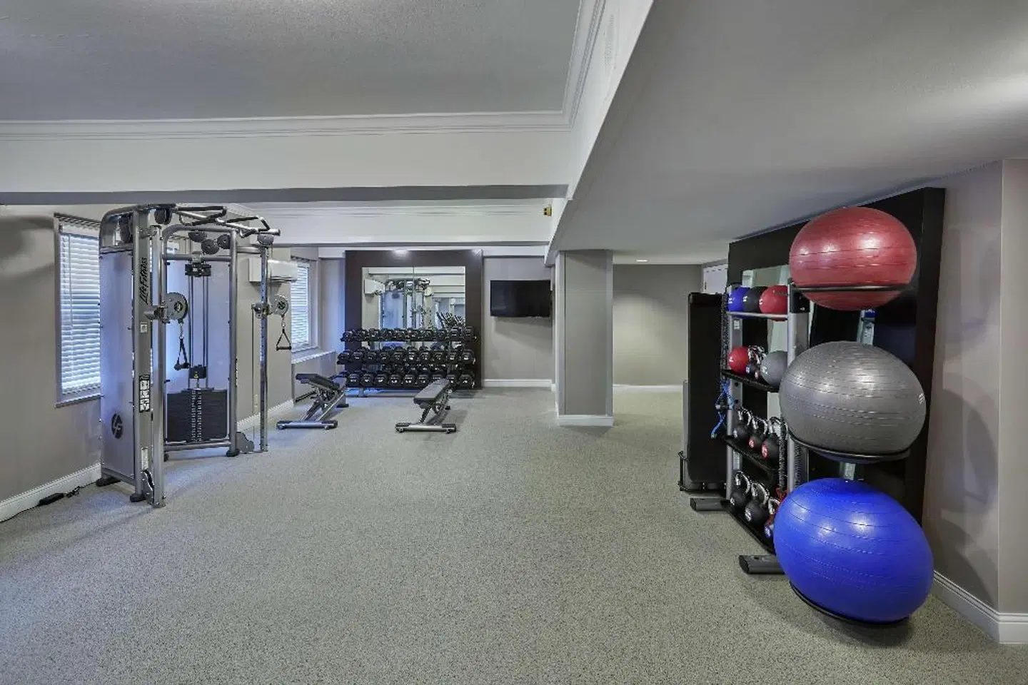 Hilton Milwaukee City Center SPORTS_AND_LEISURE