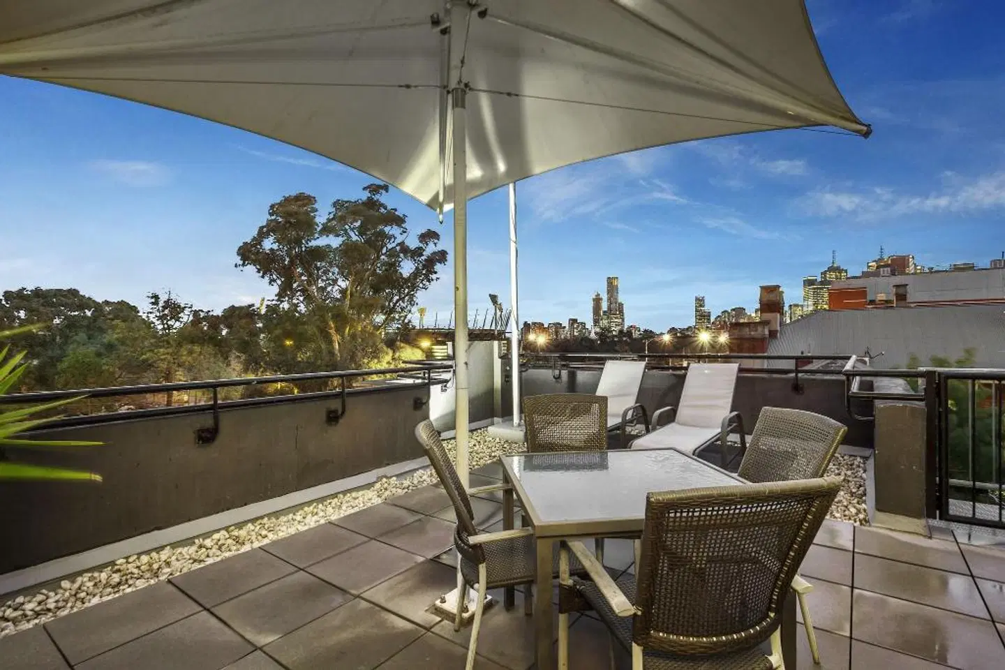 Quest East Melbourne Terrasse
