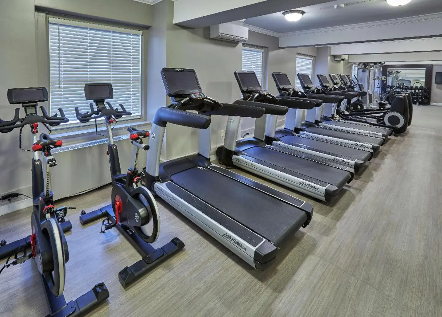 Hilton Milwaukee City Center SPORTS_AND_LEISURE