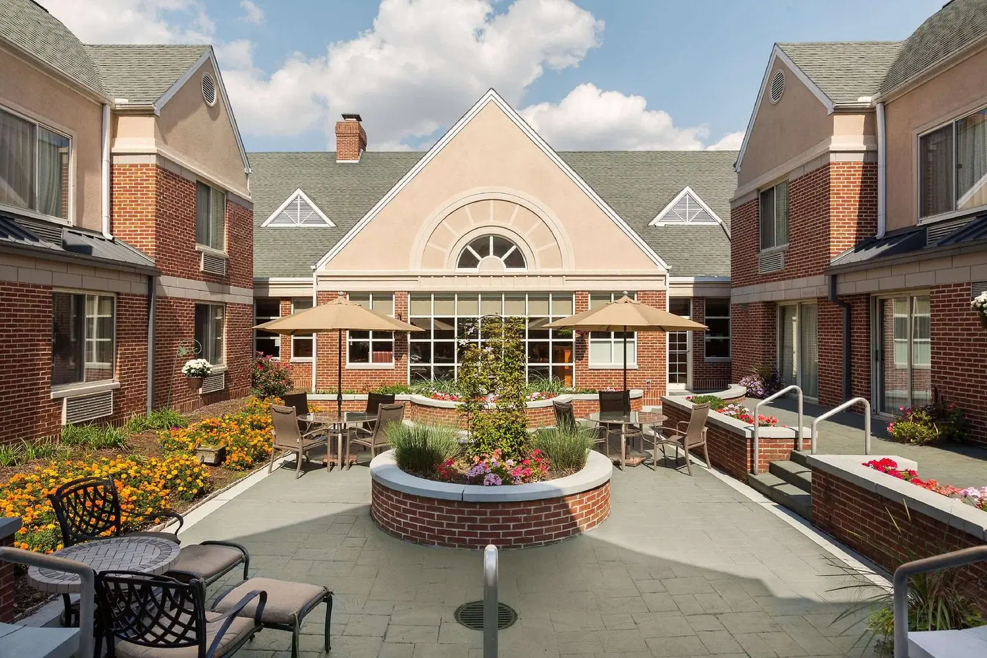 Hilton Garden Inn Lancaster Terrasse