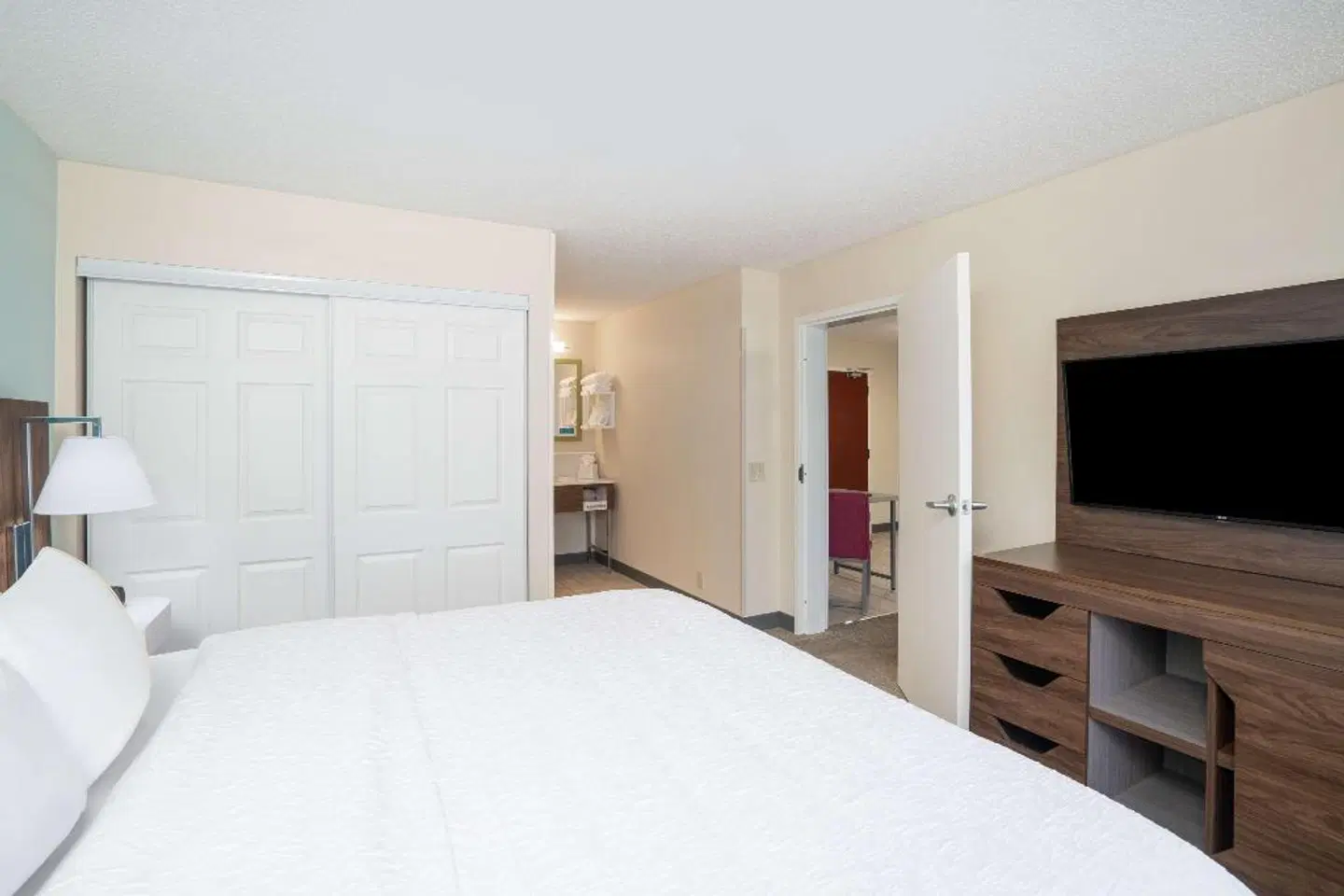 Hampton Inn & Suites West Little Rock ROOM_EXAMPLE