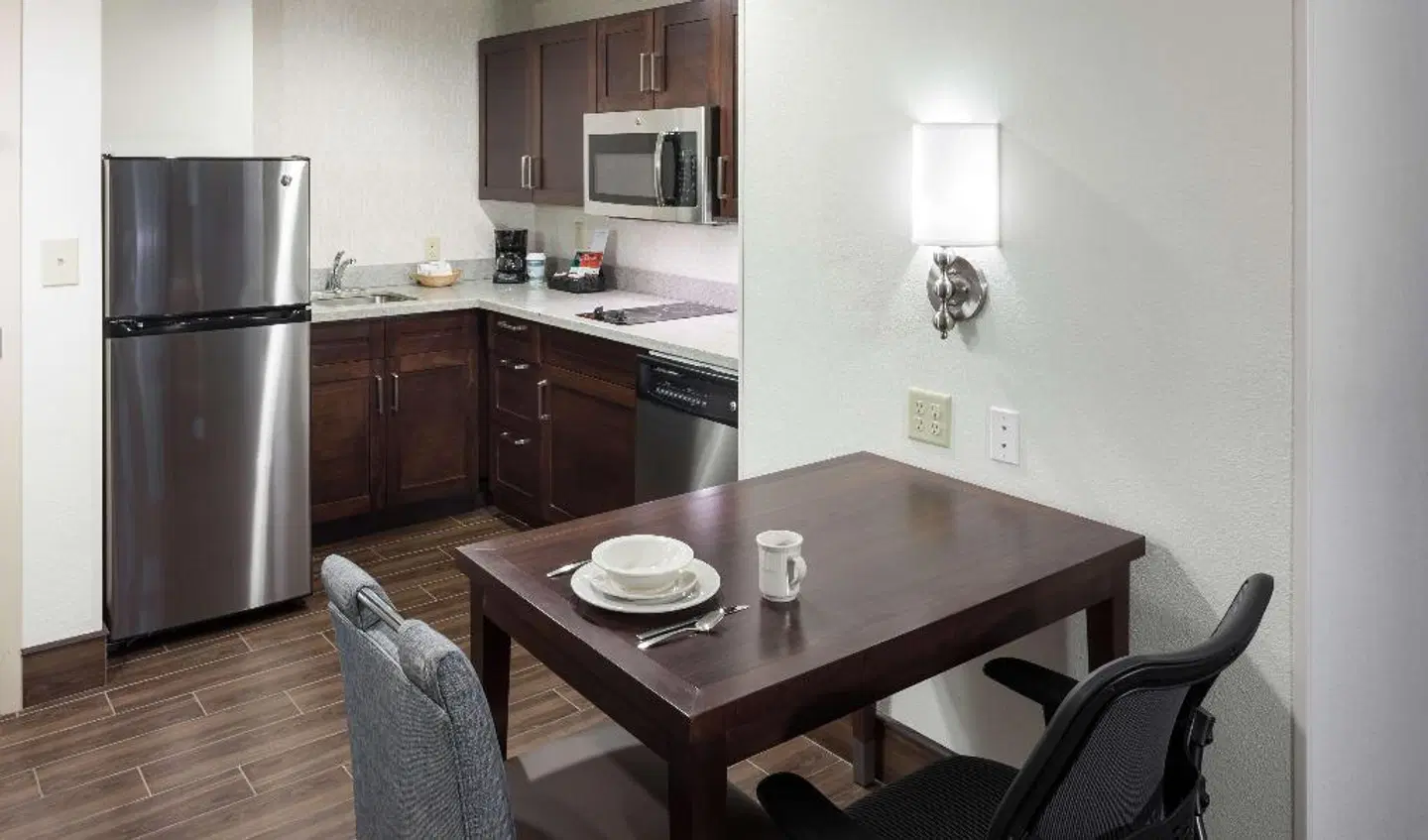Homewood Suites by Hilton Miami-Airport/Blue Lagoon Badezimmer