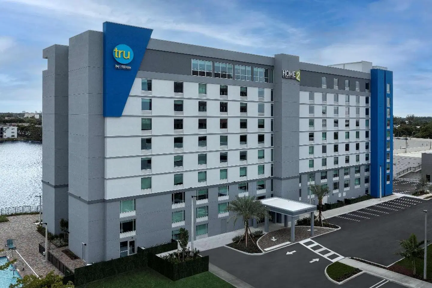 Home2 Suites by Hilton Miami Airport South Blue Lagoon EXTERIOR