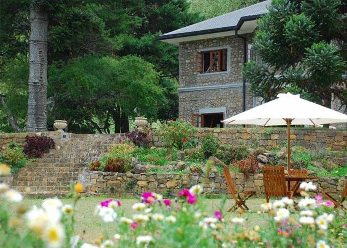 Jetwing Warwick Gardens EXTERIOR