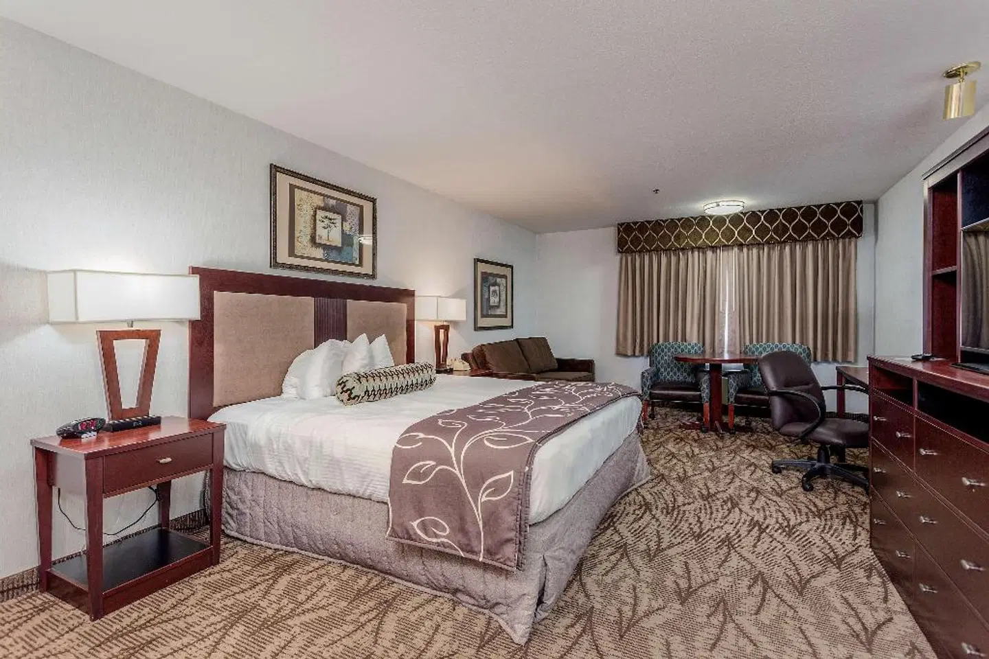 Shilo Inn Suites - Idaho Falls ROOM_EXAMPLE
