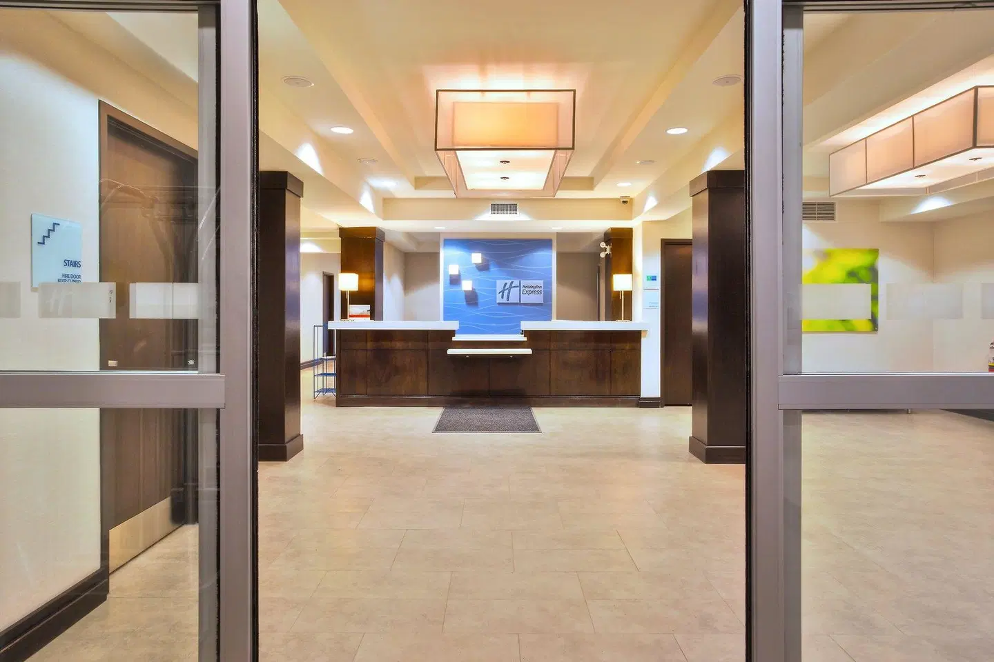 Holiday Inn Express Sault Ste Marie by IHG LOUNGE_LOBBY