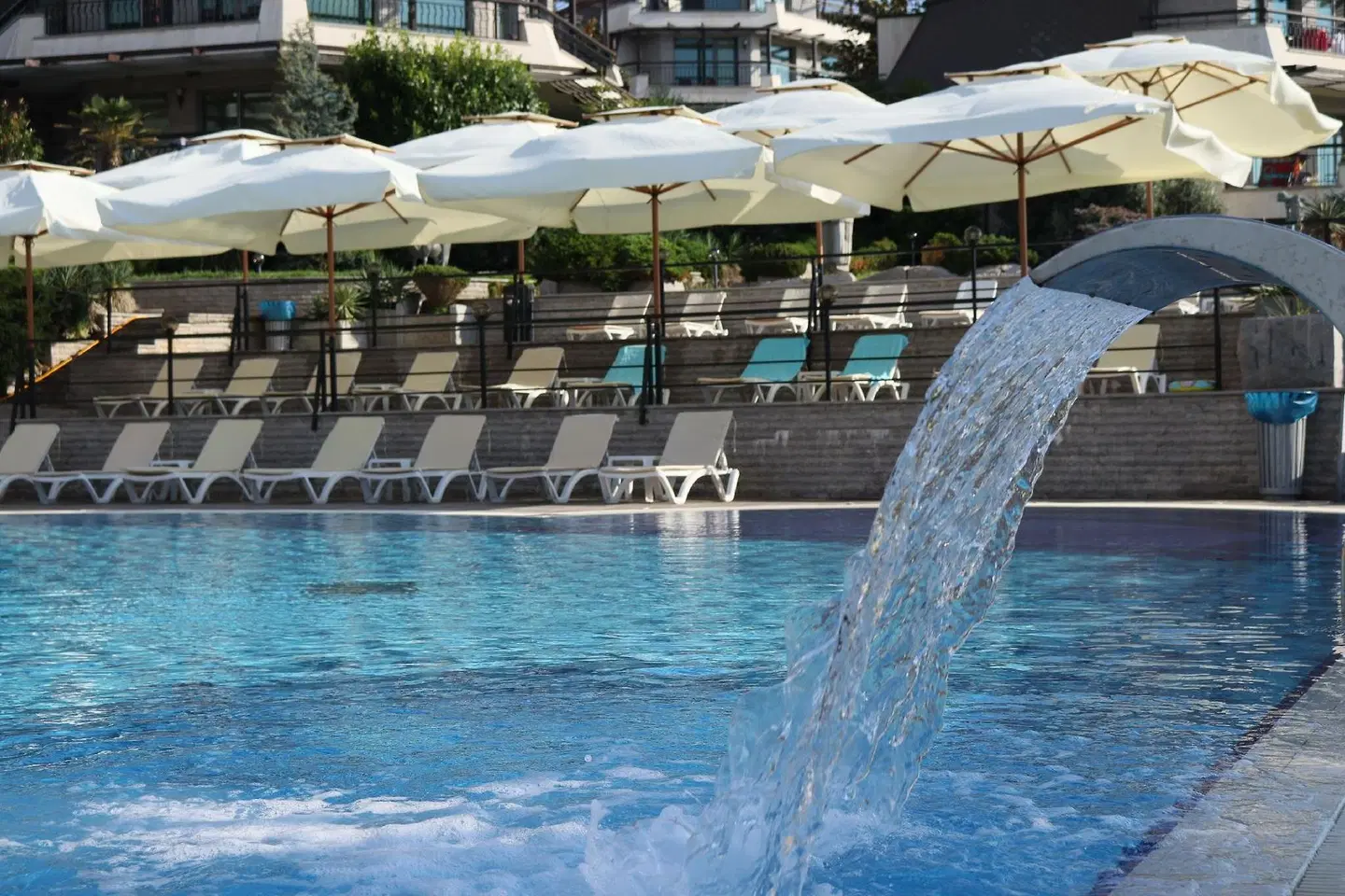 Art Complex Anel OUTDOOR_POOL