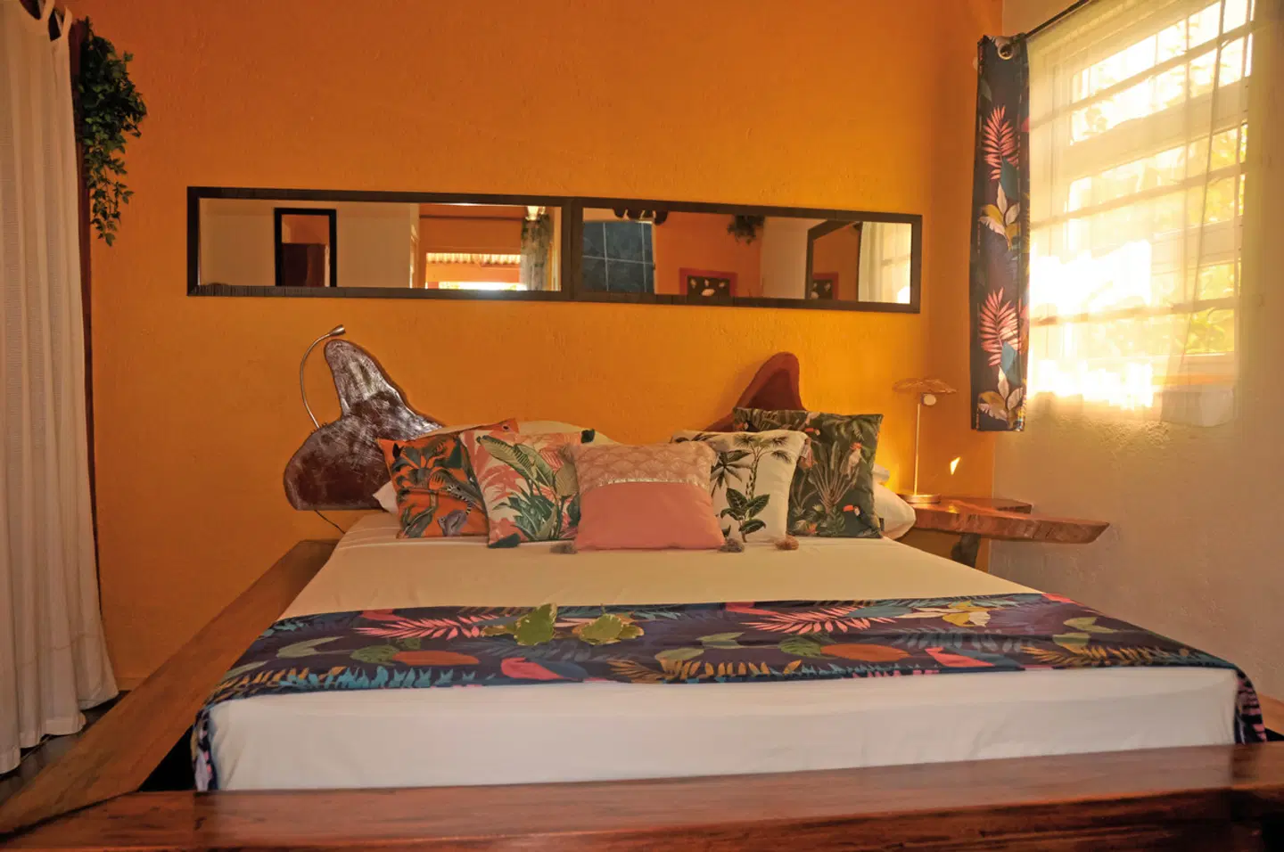 Mango Island Lodges ROOM_EXAMPLE