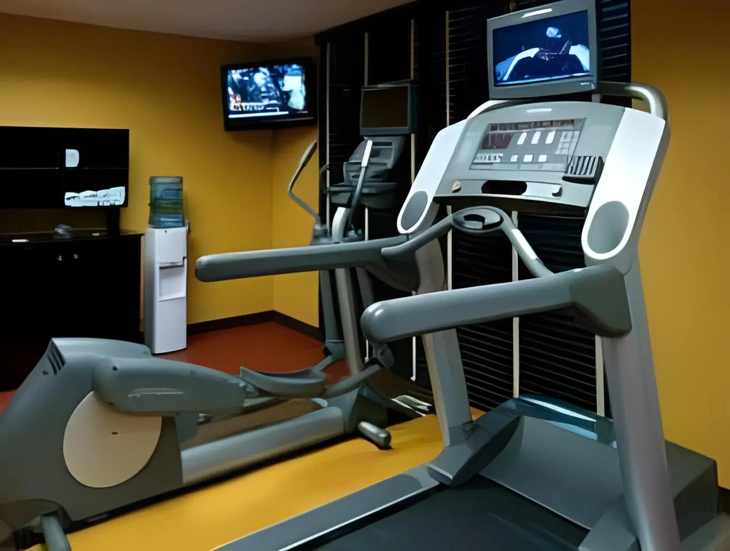 Courtyard by Marriott Troy SPORTS_AND_LEISURE