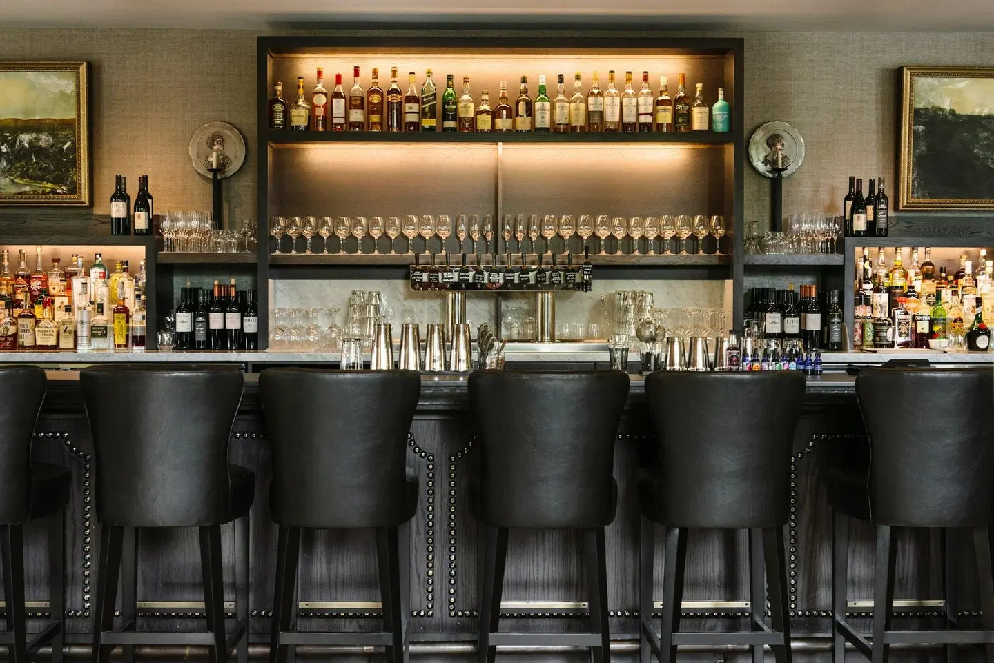 The Charmant Hotel Bar