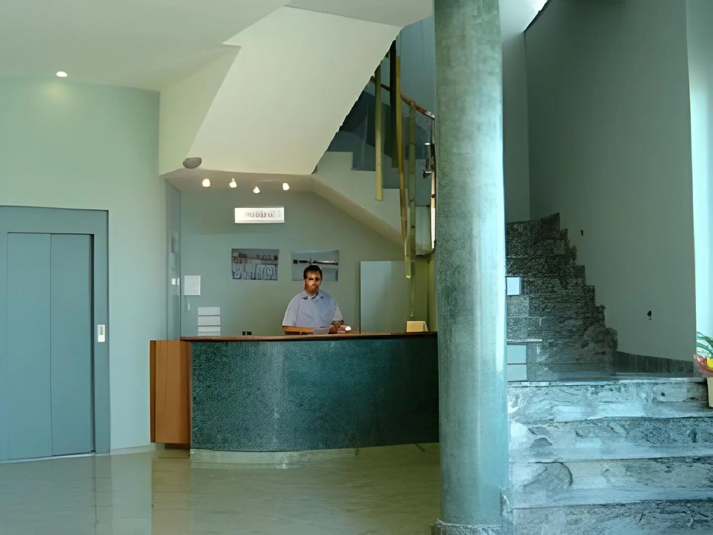 Mediterrani Blau LOUNGE_LOBBY