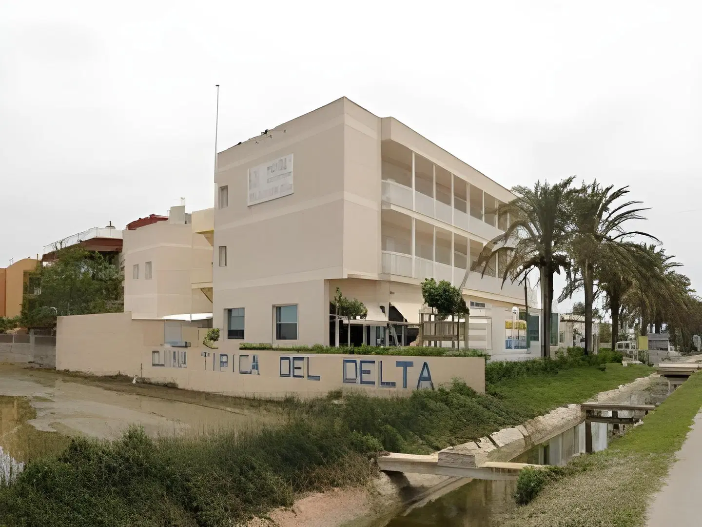 Mediterrani Blau EXTERIOR