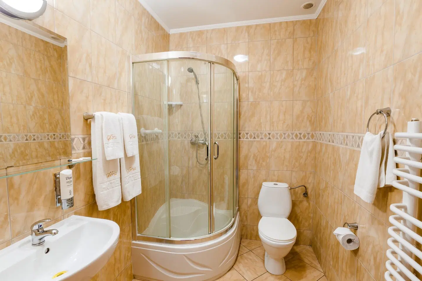 Spa Hotel Gloria Badezimmer