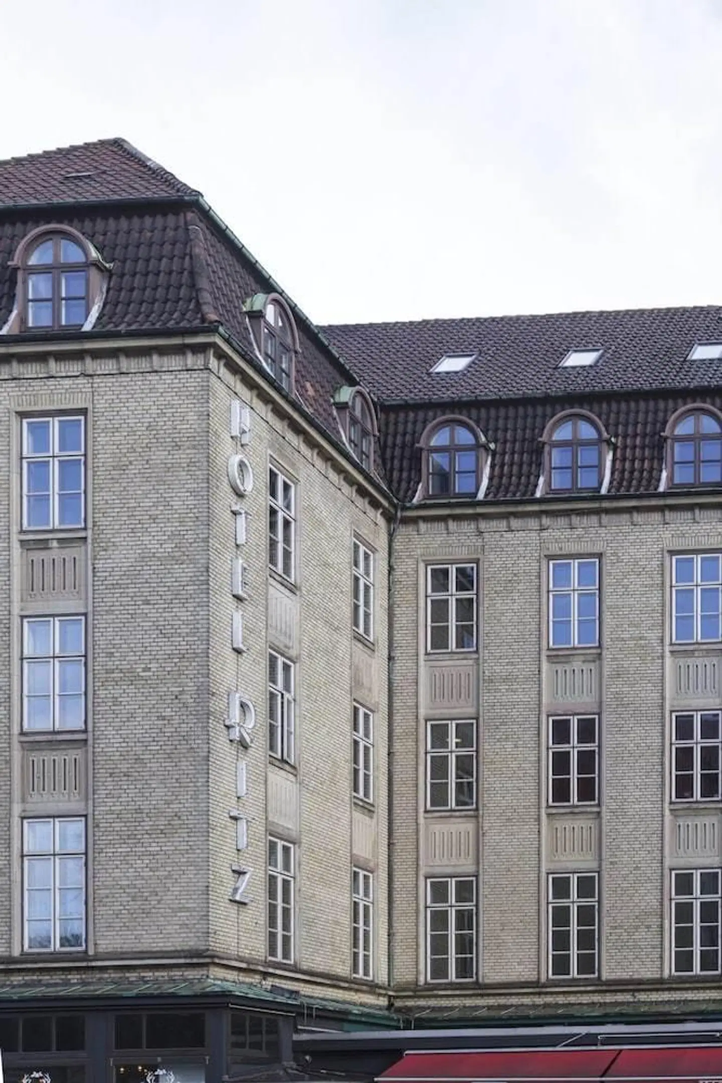 Milling Hotel Ritz EXTERIOR