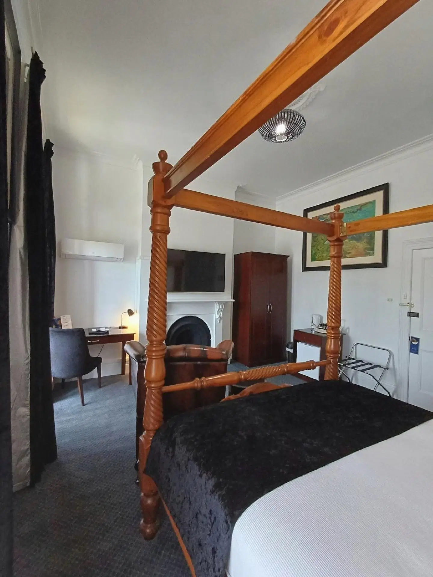 Art Hotel on York ROOM_EXAMPLE