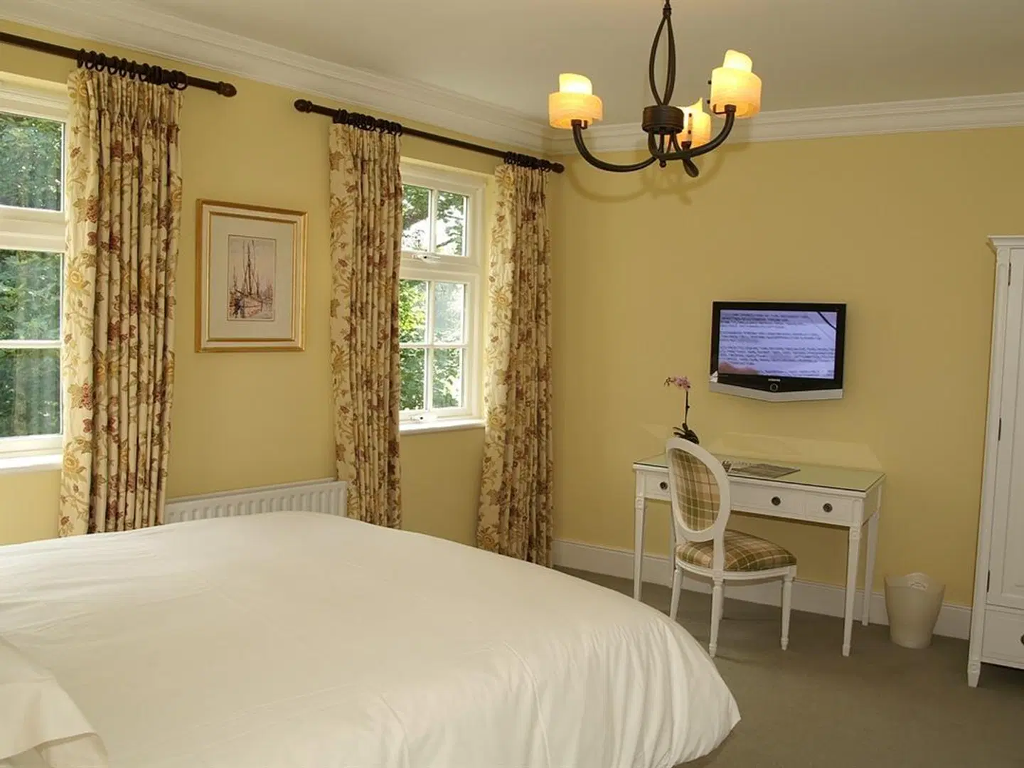 Flynns of Termonfeckin Boutique Hotel ROOM_EXAMPLE