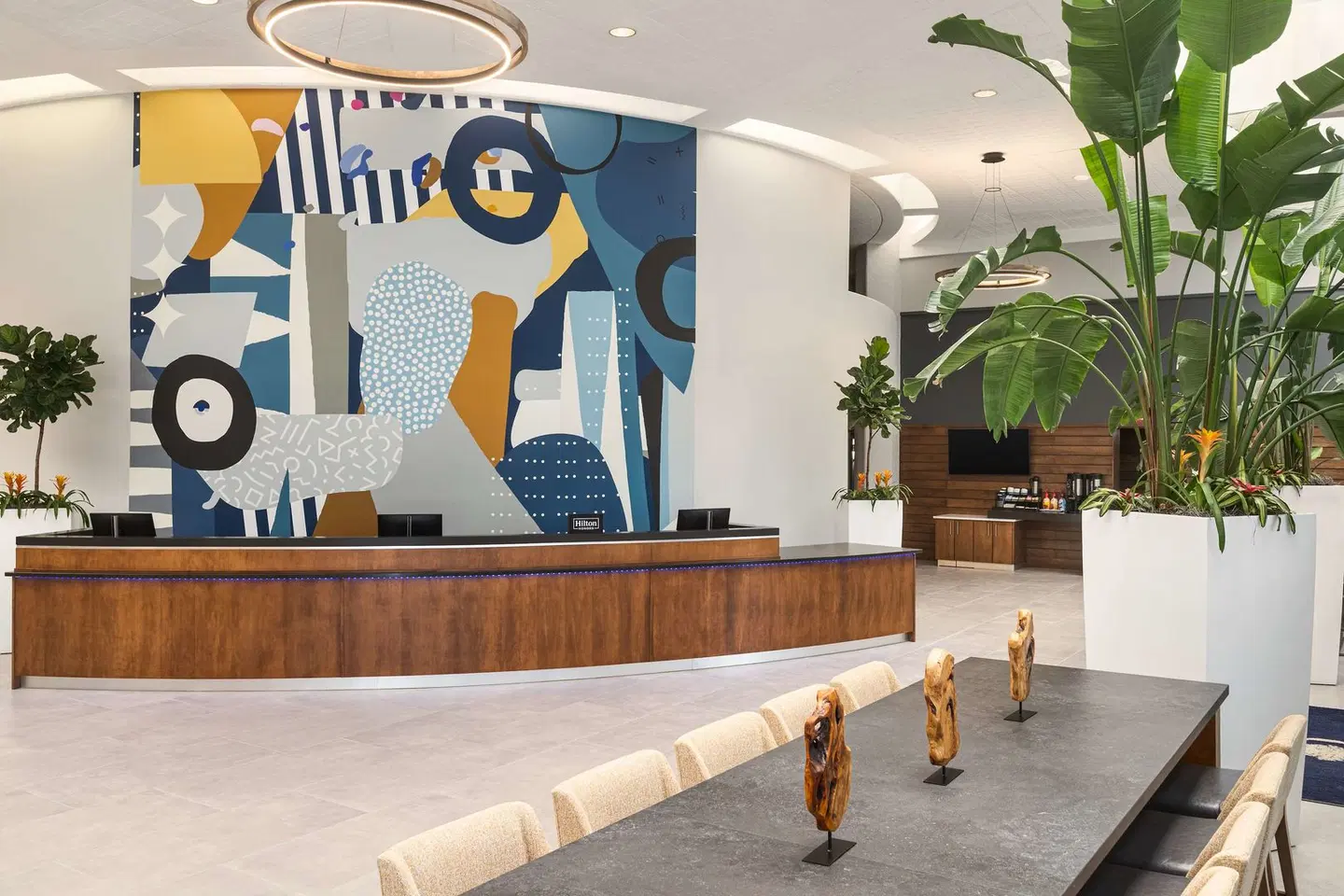Crowne Plaza Fort Myers at Bell Tower Shops by IHG LOUNGE_LOBBY