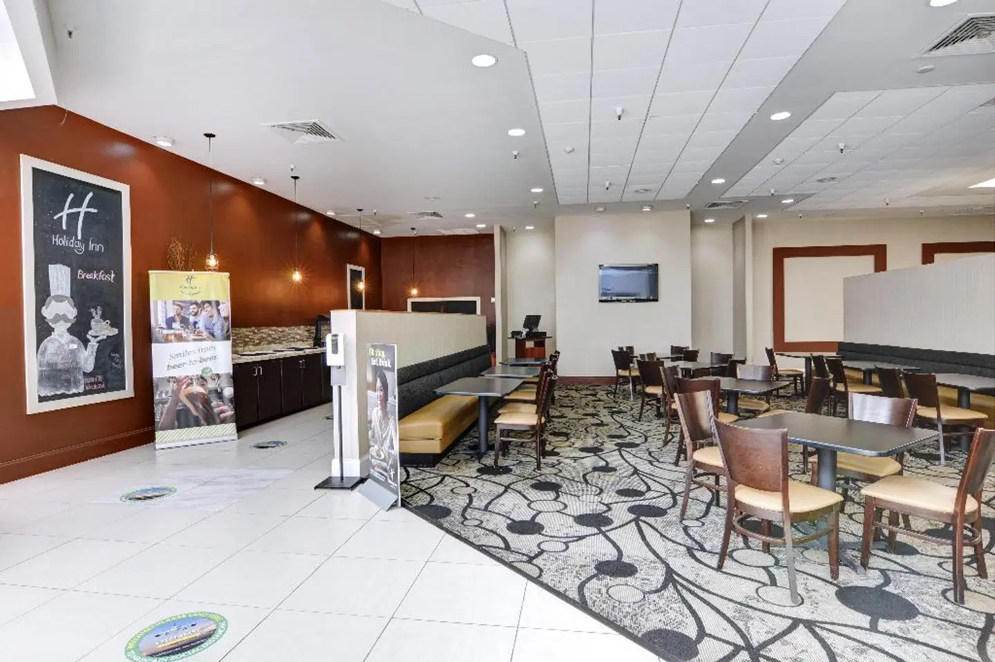 Holiday Inn St Petersburg N - Clearwater by IHG LOUNGE_LOBBY