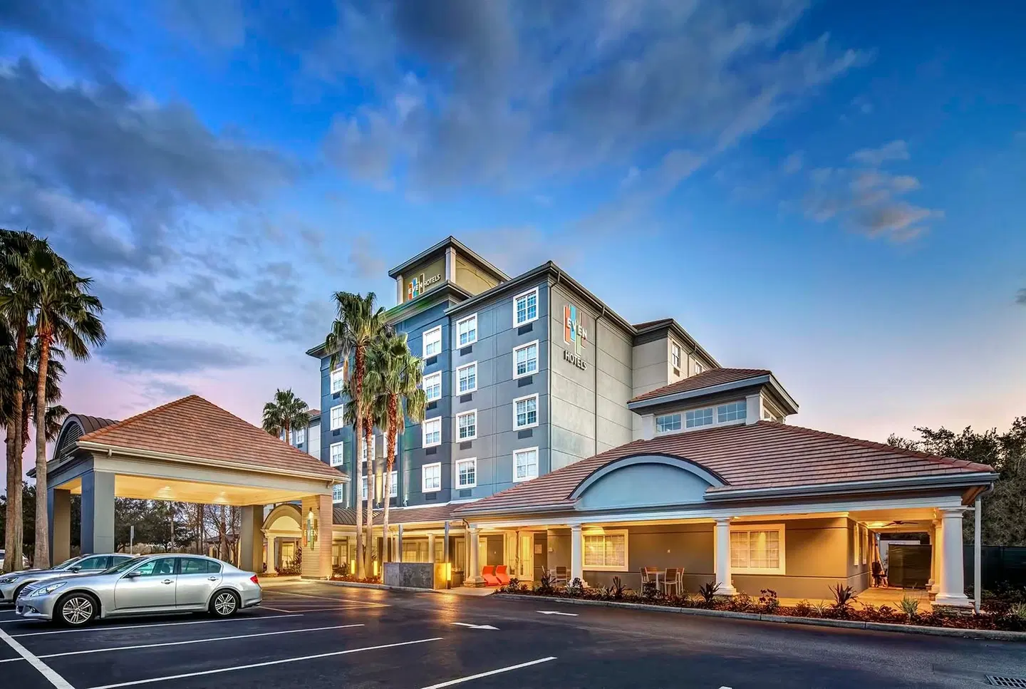 Holiday Inn Sarasota-Lakewood Ranch EXTERIOR