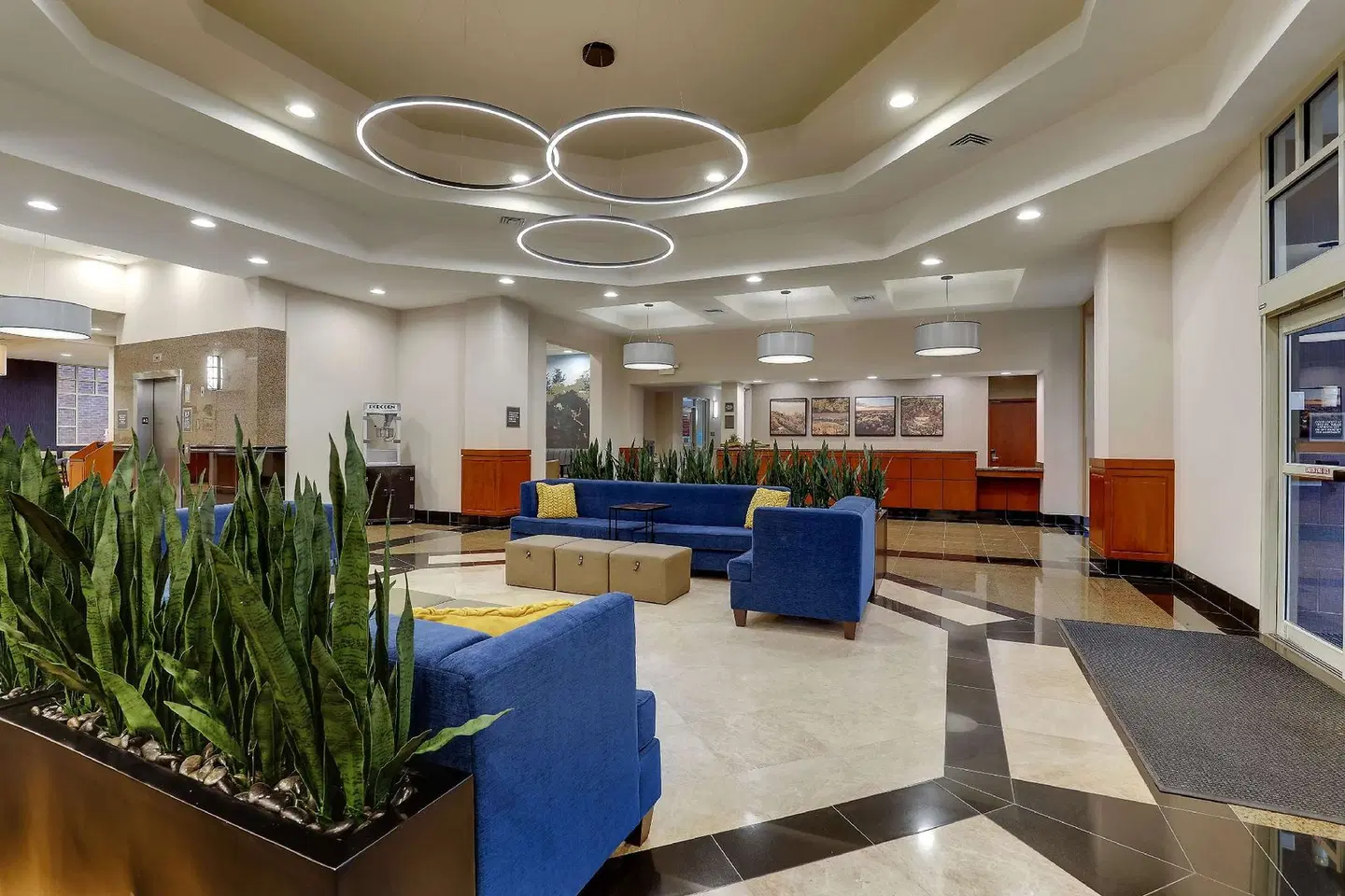 Drury Inn & Suites Arnold LOUNGE_LOBBY