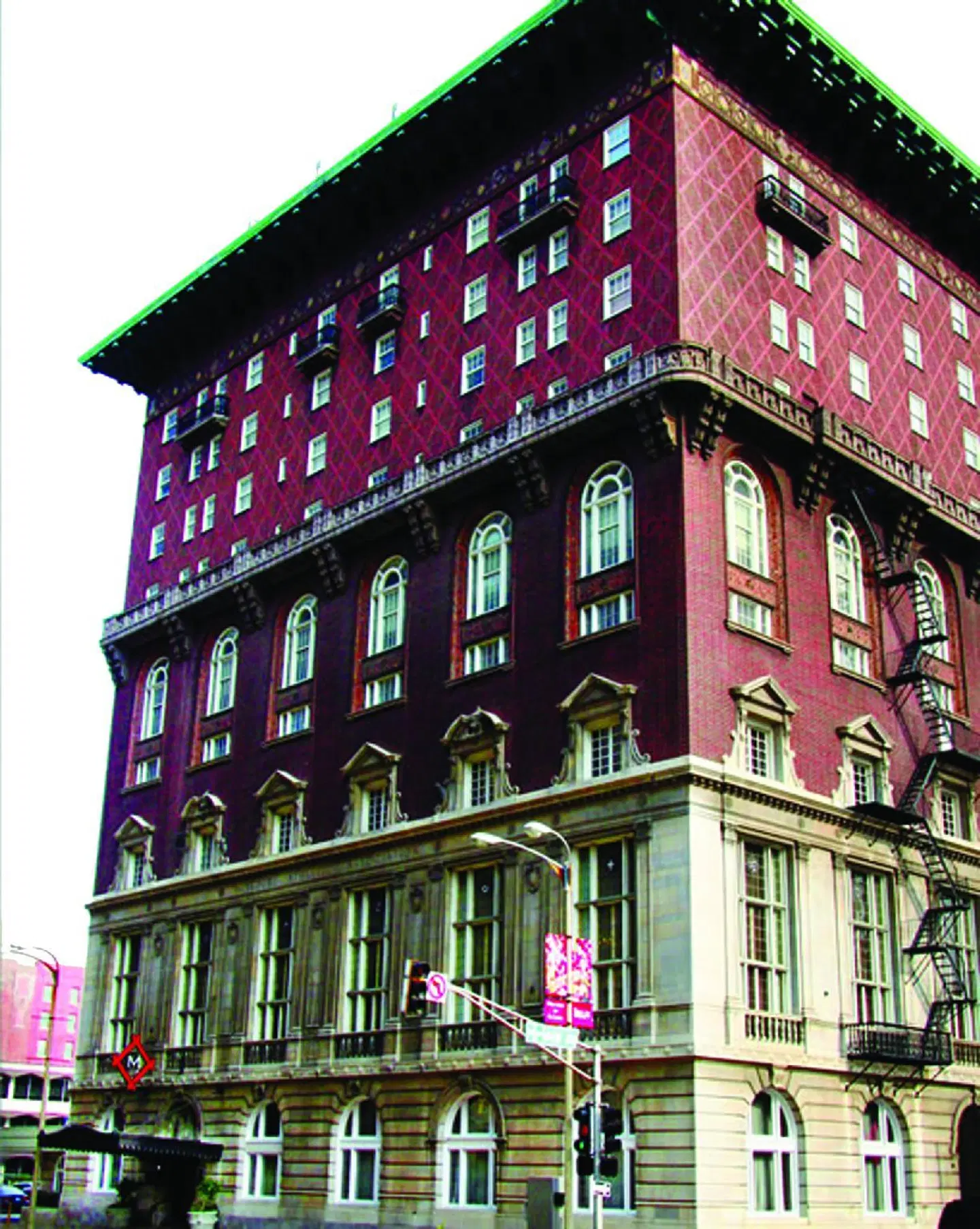 Missouri Athletic Club EXTERIOR