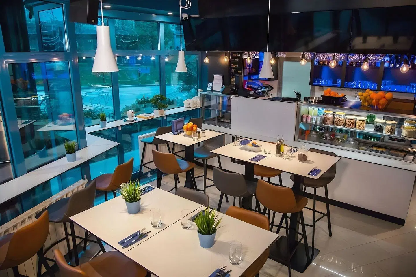 Blue Restaurant