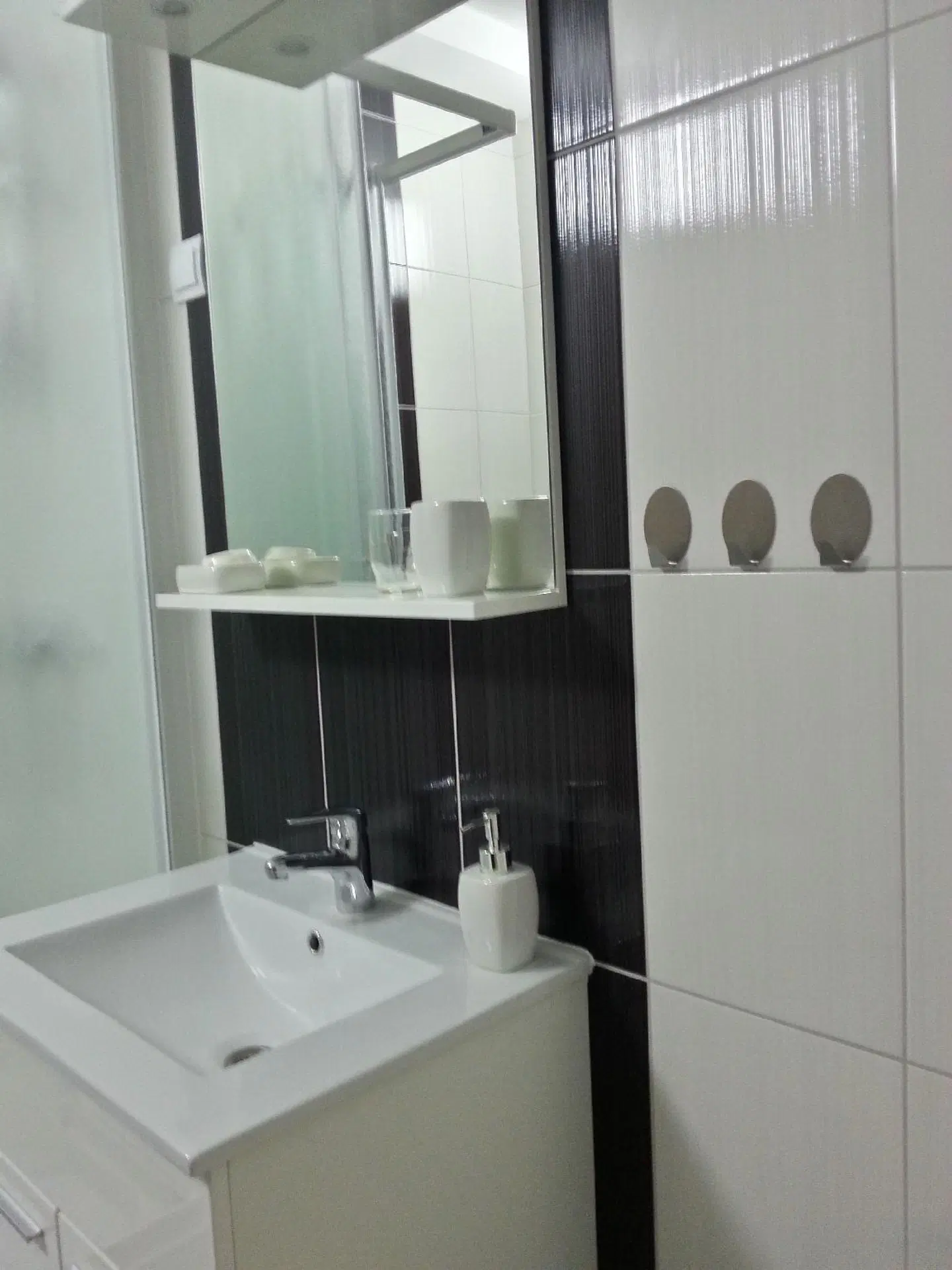 Studio Apartments Korosteljev Badezimmer