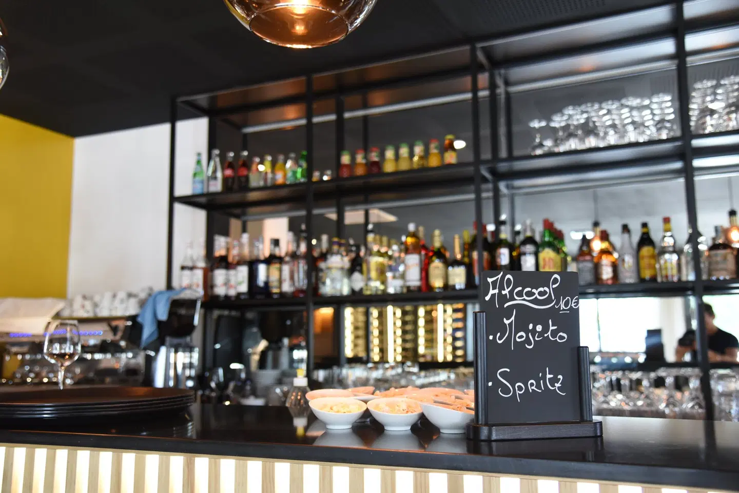 Holiday Inn Dijon Sud - Longvic by IHG Bar