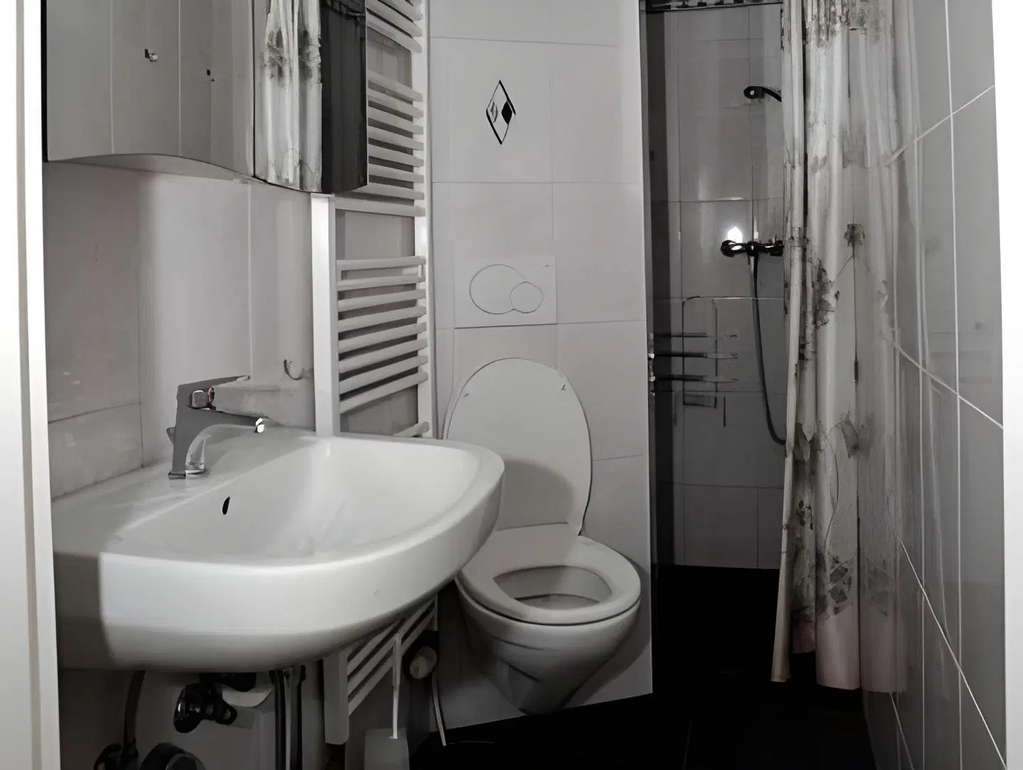 Niros Bed & Breakfast Badezimmer