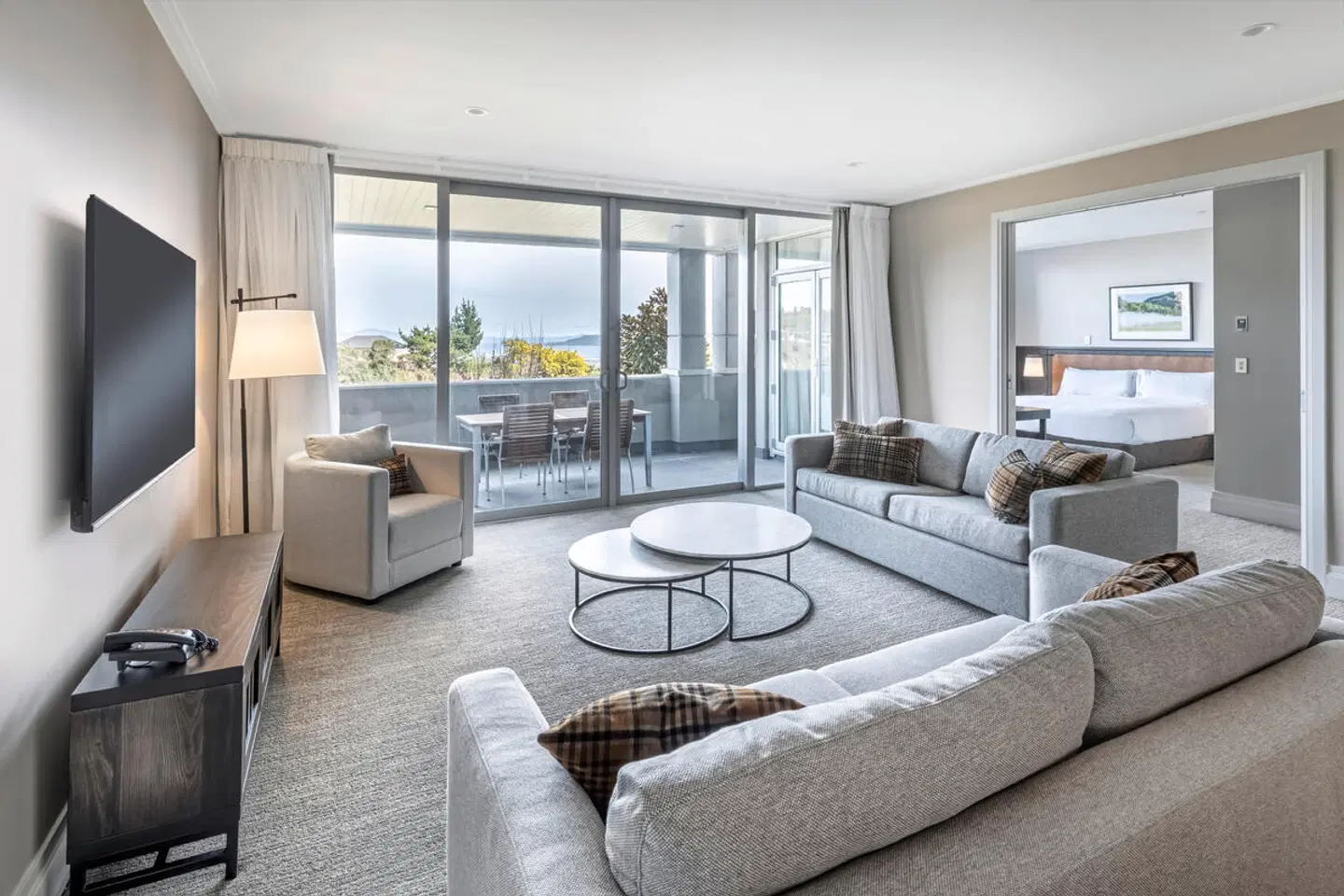 Hilton Lake Taupo ROOM_EXAMPLE