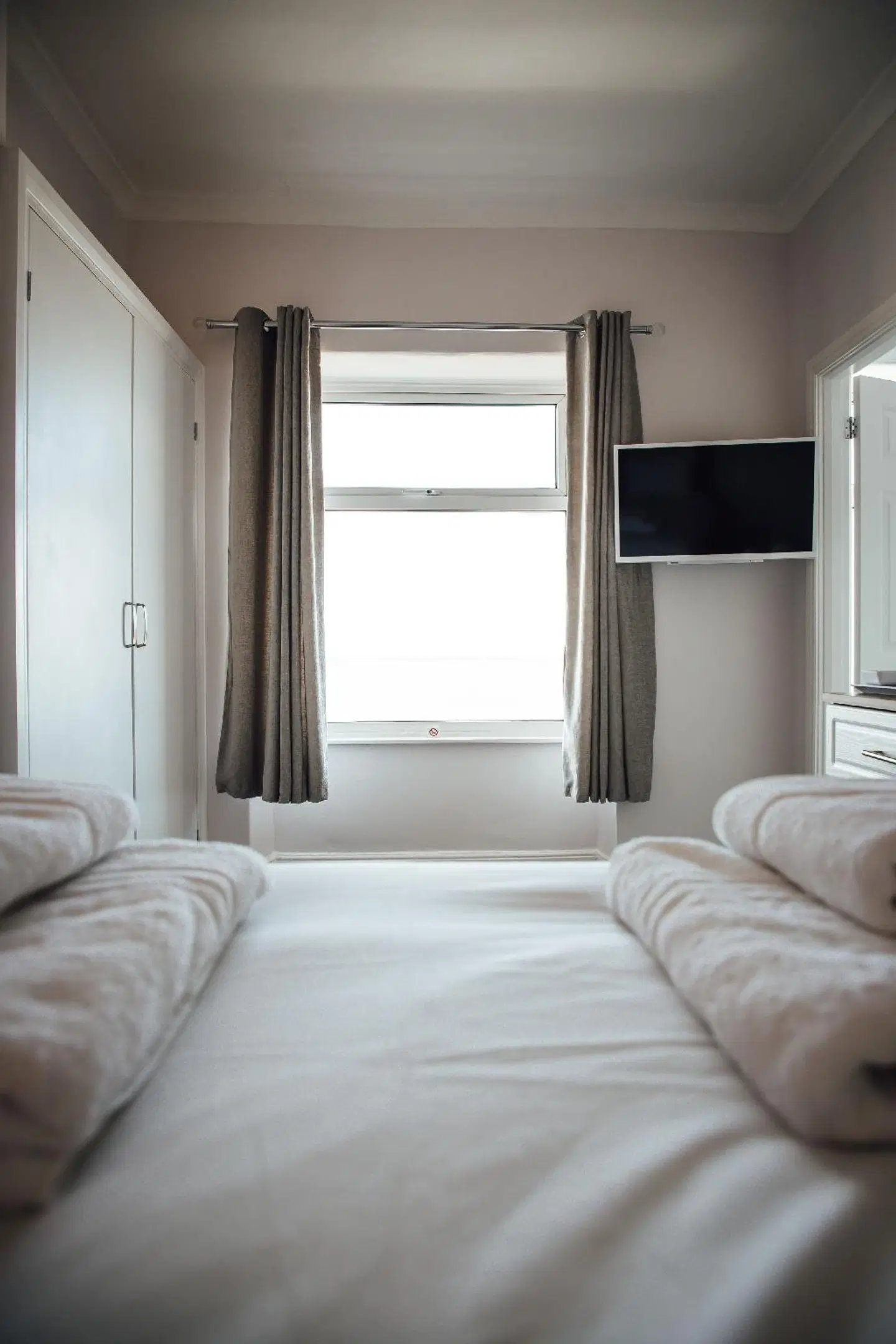 The Carmel Hotel ROOM_EXAMPLE