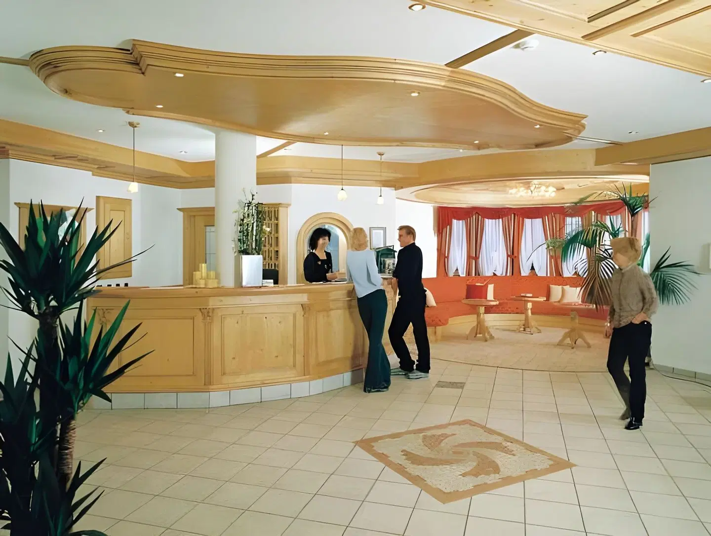 Waldheim LOUNGE_LOBBY