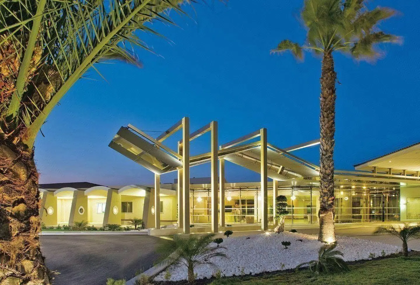 Kipriotis Village Resort EXTERIOR