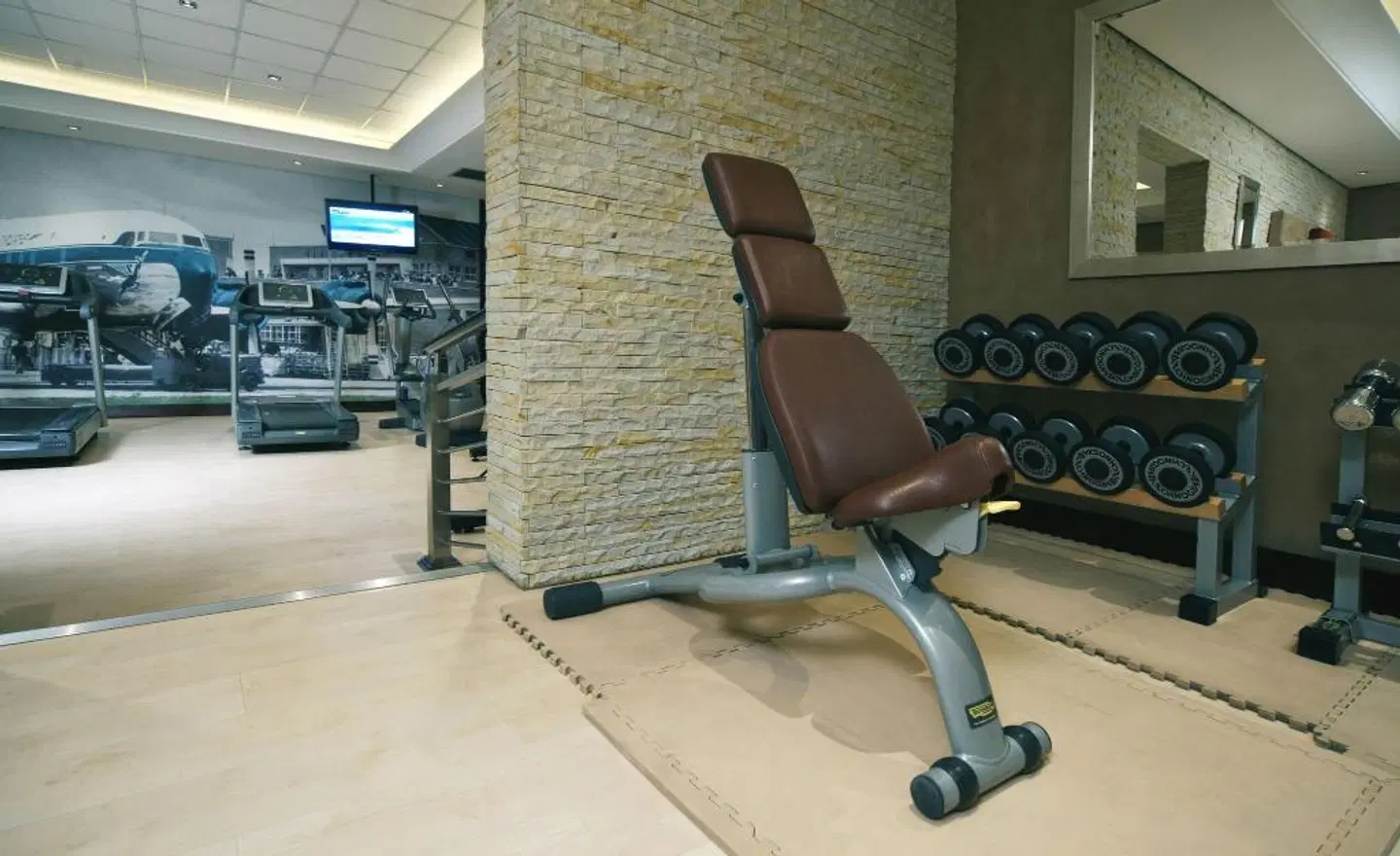 Southern Sun OR Tambo International Airport SPORTS_AND_LEISURE
