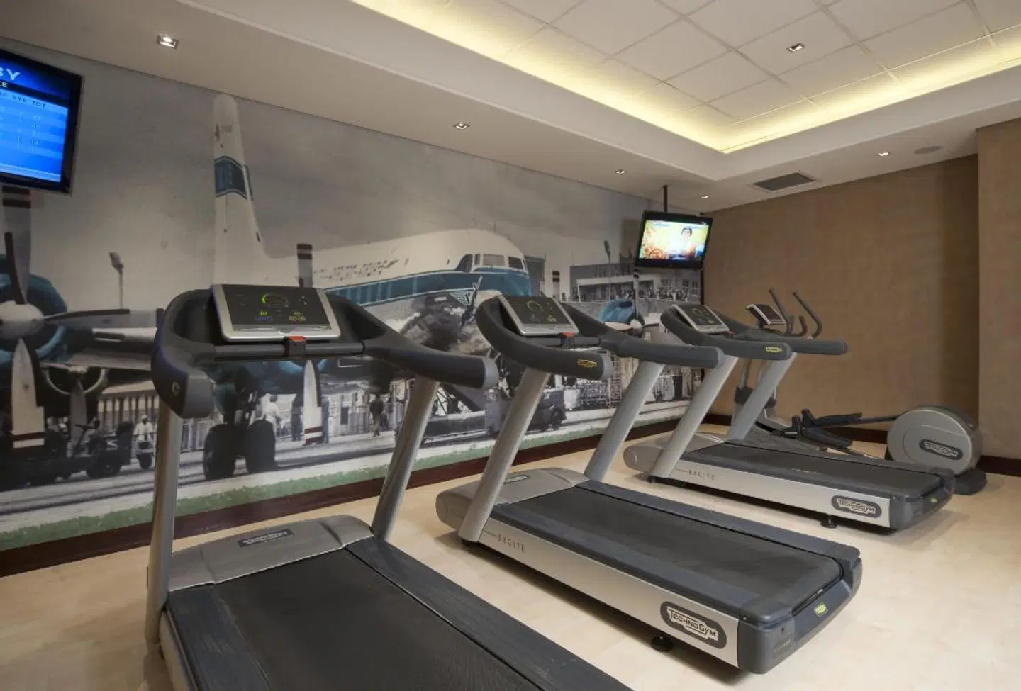 Southern Sun OR Tambo International Airport SPORTS_AND_LEISURE