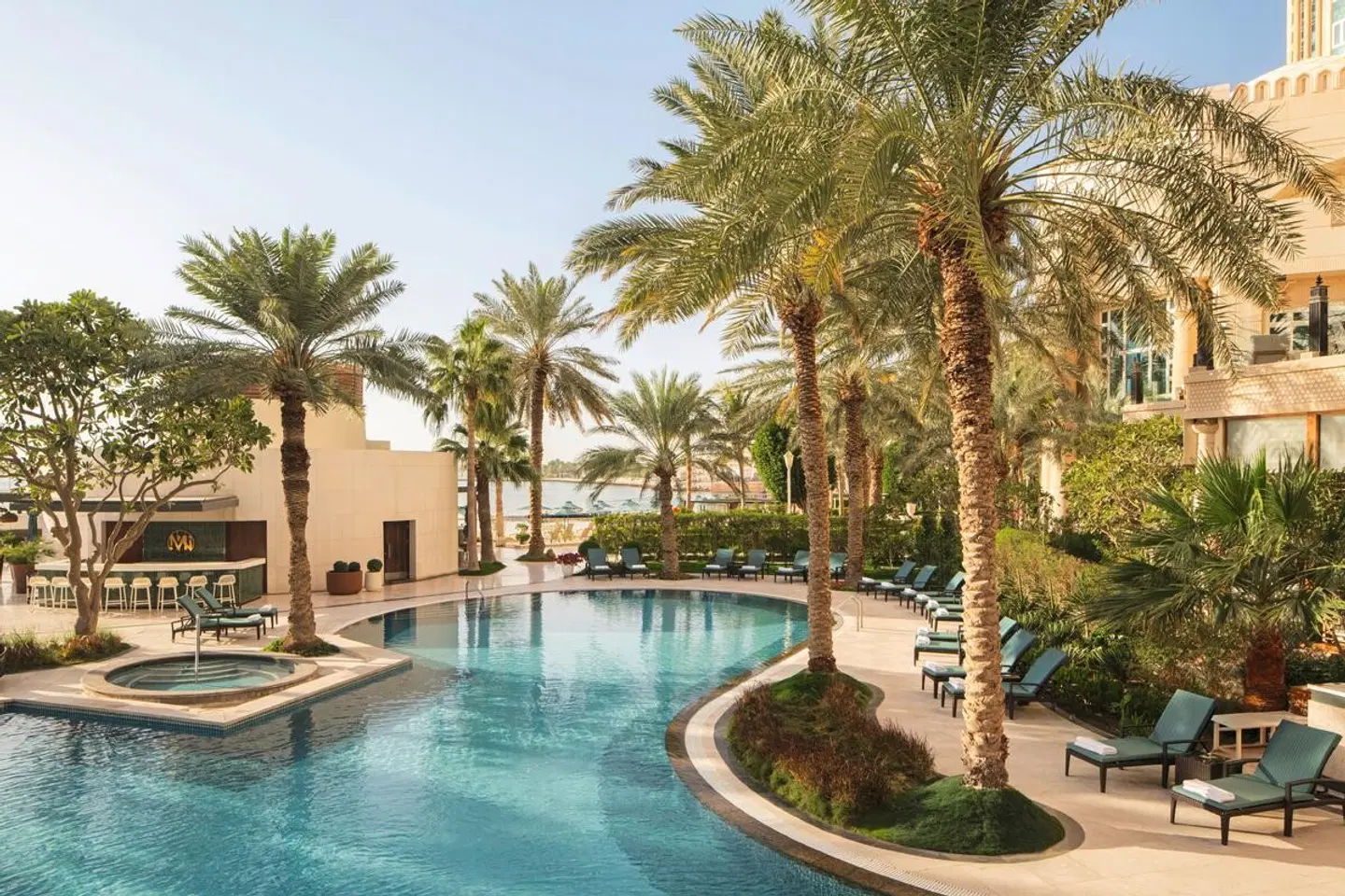 Four Seasons Hotel Doha OUTDOOR_POOL