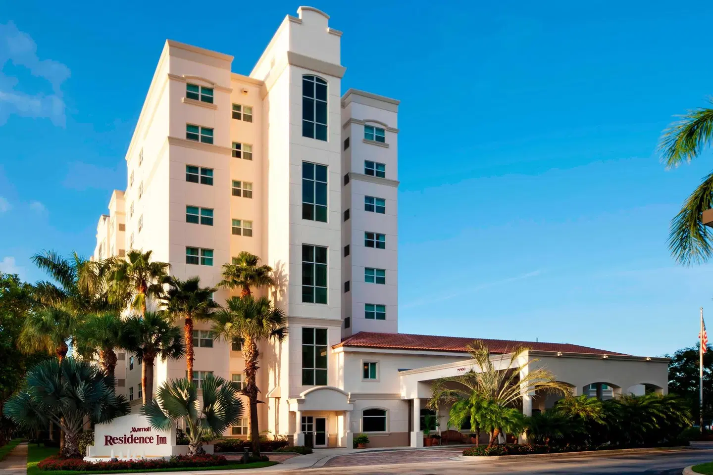 Residence Inn by Marriott Miami Aventura Mall EXTERIOR