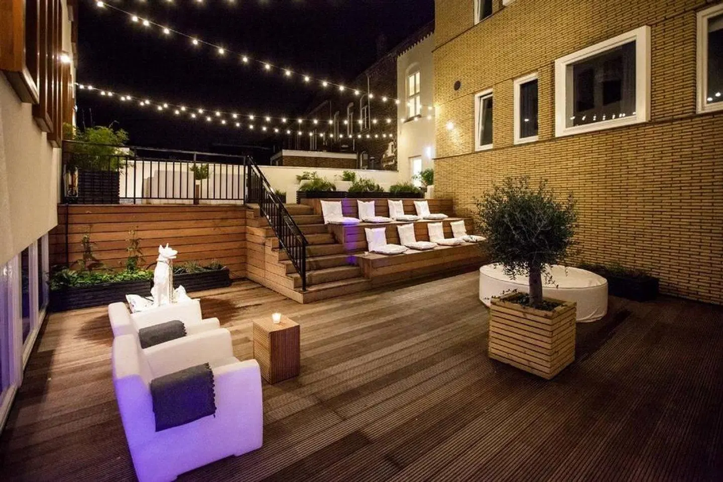 Kaboom LOUNGE_LOBBY