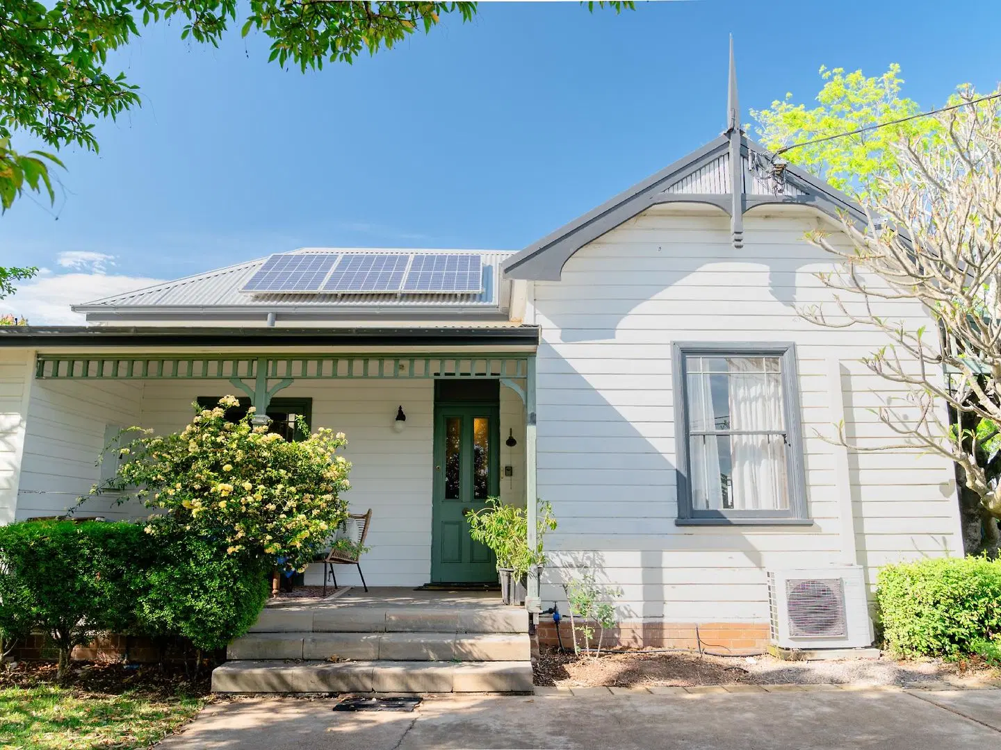 Maddies of Bolwarra EXTERIOR