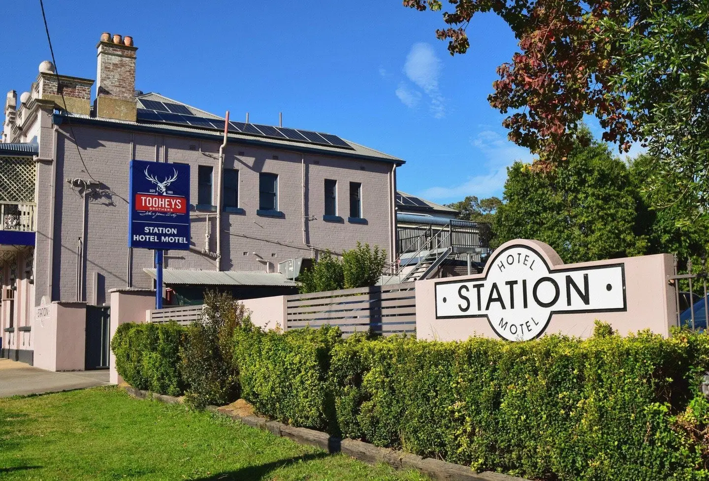 Station Hotel Motel Garten
