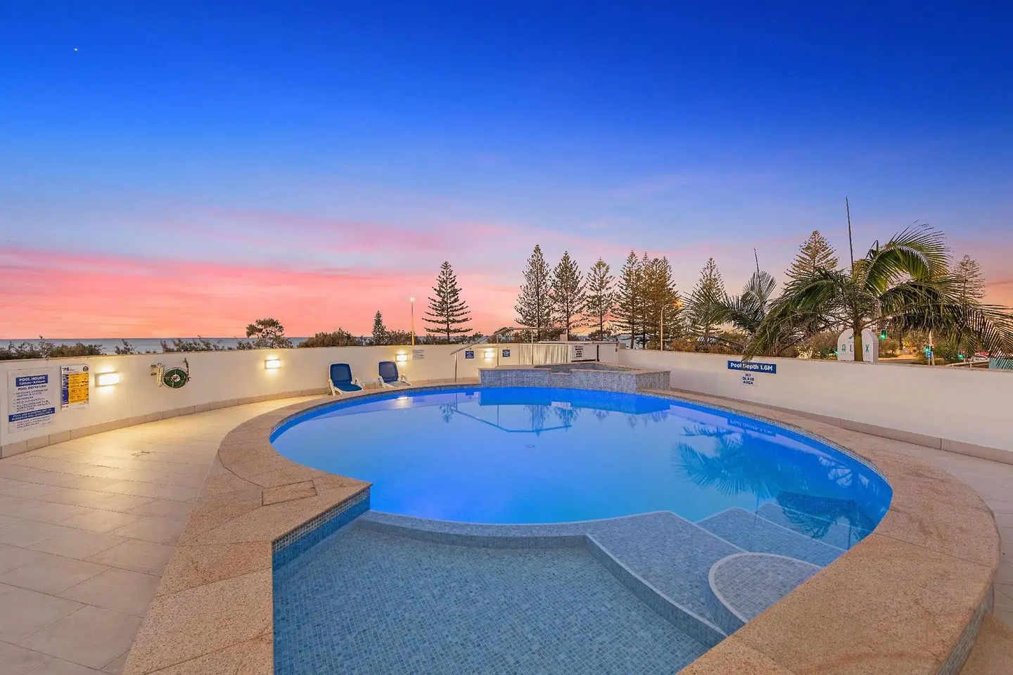 Aquarius Resort OUTDOOR_POOL