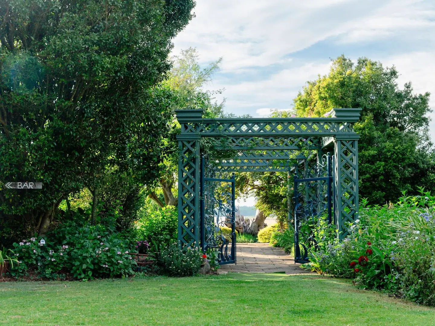 Maddies of Bolwarra Garten