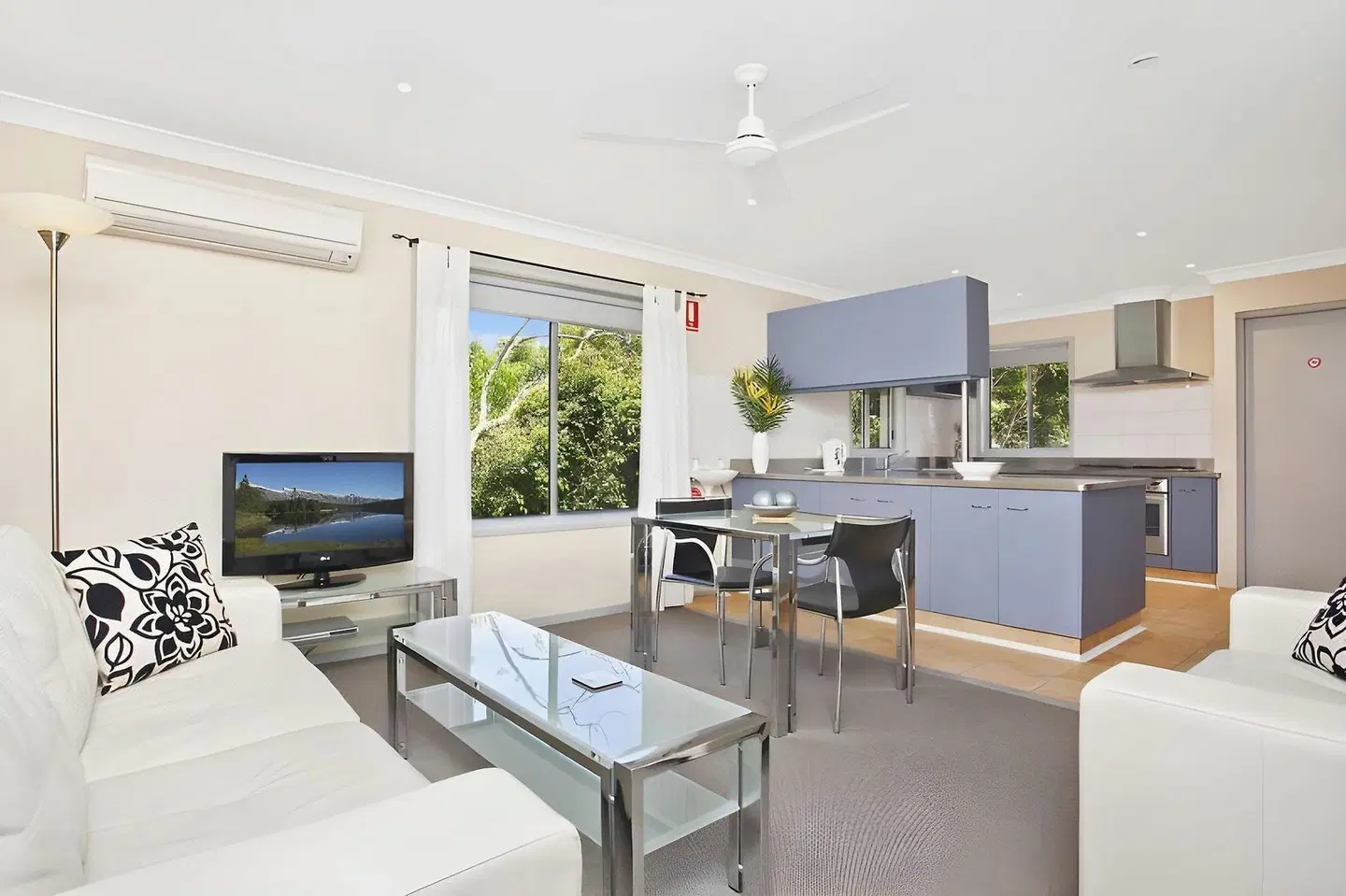 Tiarri Terrigal Beach ROOM_EXAMPLE